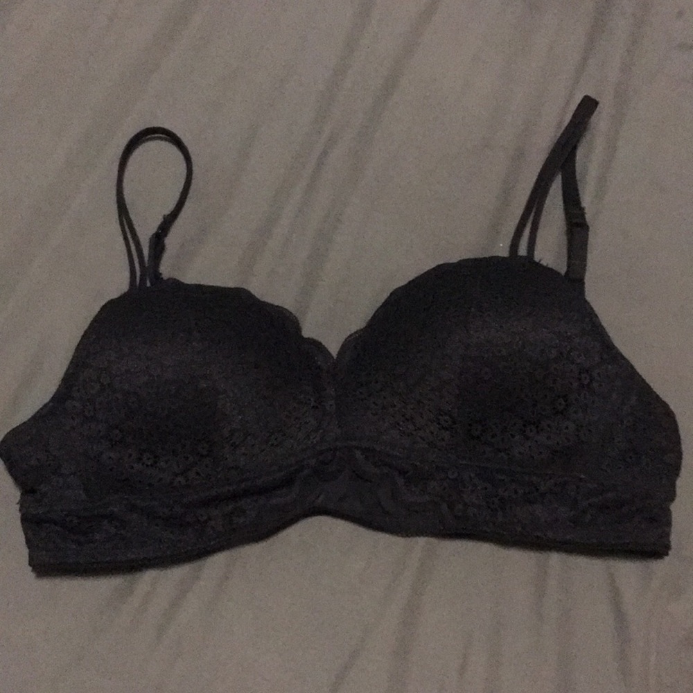 ❌❌SOLD❌❌Aeries Black Lace Bralette